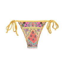 Load image into Gallery viewer, Product Front: Rio De Sol Bottom Calcinha Mundomix Lacinho