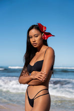 Load image into Gallery viewer, Image 07: Wednesday In Hawaii By Rio De Sol Bottom Bottom Lava Isla