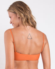 Load image into Gallery viewer, Image 05: Rio De Sol Top Top Ocre Bandeau-Reto