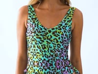 Load and play video in Gallery viewer, Video: Rio De Sol One-Piece Morumbi Zoe