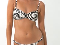 Load and play video in Gallery viewer, Video: Rio De Sol Set Set Collage Bandeau-Crispy Cheeky-Crispy