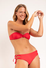 Load image into Gallery viewer, Image 07: Rio De Sol Bottom Bottom Microfibra-Chic-Red Madrid