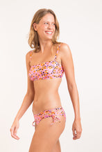 Load image into Gallery viewer, Image 02: Rio De Sol Set Set Sweet-Camo Bandeau-Reto Madrid