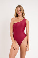 Load image into Gallery viewer, Model Front: Rio De Sol One-Piece Touch-Carmim Sienna