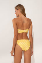 Load image into Gallery viewer, Model Back: Wednesday In Hawaii By Rio De Sol Bottom Bottom Kiko-Lilikoi Waikiki