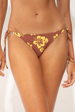 Load image into Gallery viewer, Gallery: Wednesday In Hawaii By Rio De Sol Bottom Bottom Pua-Coco-Lilikoi Kaleia