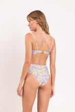 Load image into Gallery viewer, Image 09: Rio De Sol Set Set Glow Bandeau-Joy Hotpants
