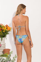 Load image into Gallery viewer, Model Back: Rio De Sol Bottom Bottom Treetop Frufru-Comfy
