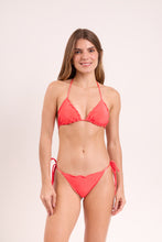 Load image into Gallery viewer, Model Front: Rio De Sol Bottom Bottom Malibu-Folia Frufru
