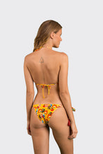 Load image into Gallery viewer, Model Back: Rio De Sol Bottom Bottom Stories Lacinho
