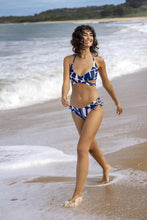 Load image into Gallery viewer, Image 06: Rio De Sol Bottom Bottom Pottery Madrid
