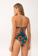 Load image into Gallery viewer, Model Back: Rio De Sol Bottom Bottom Luma Hotpants

