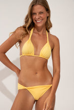 Load image into Gallery viewer, Image 07: Wednesday In Hawaii By Rio De Sol Set Set Lilikoi Mel
