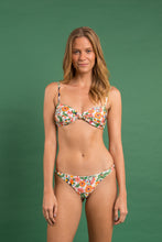 Load image into Gallery viewer, Image 10: Rio De Sol Set Set Boho Bandeau-Joy Leblon
