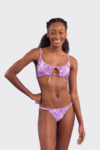 Load image into Gallery viewer, Model Front: Rio De Sol Set Set Trail-Purple Tank-Tie Ipanema
