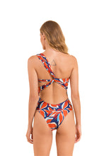 Load image into Gallery viewer, Model Back: Rio De Sol One-Piece Leaves Santorini

